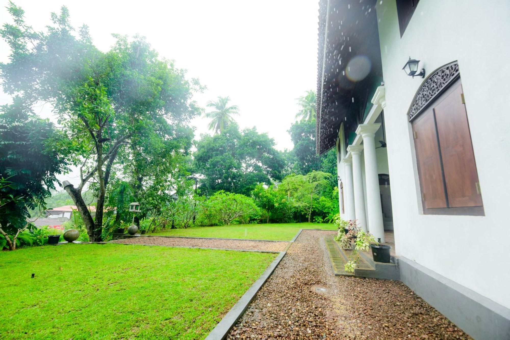Hill House Villa - Two Bedroom Galle Kültér fotó